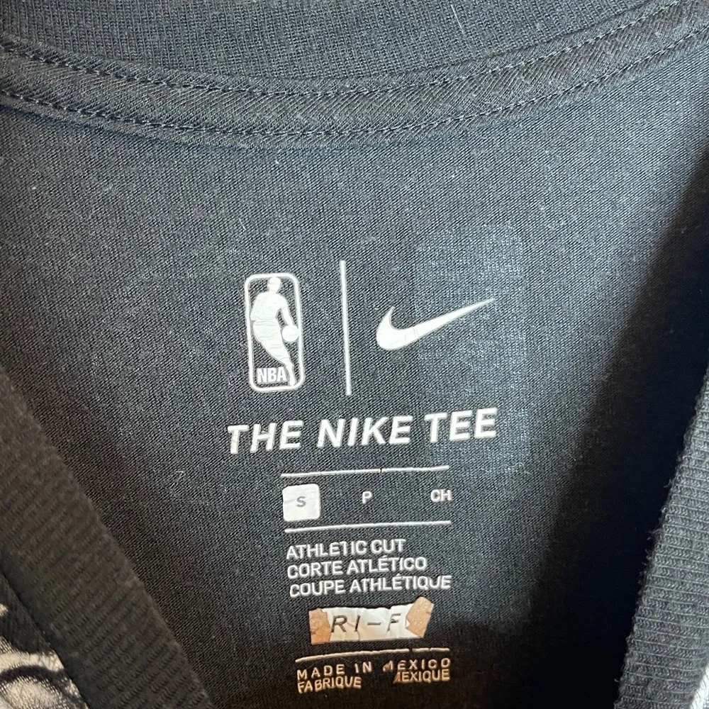 The Nike Tee “I Have a Dream” Shirt - Picture 5 of 7